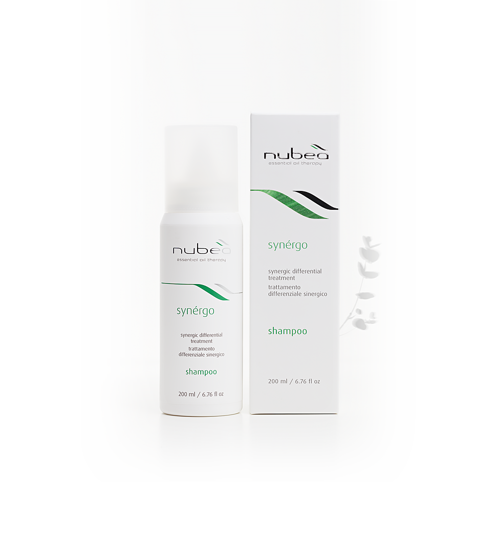 Synergic differential shampoo